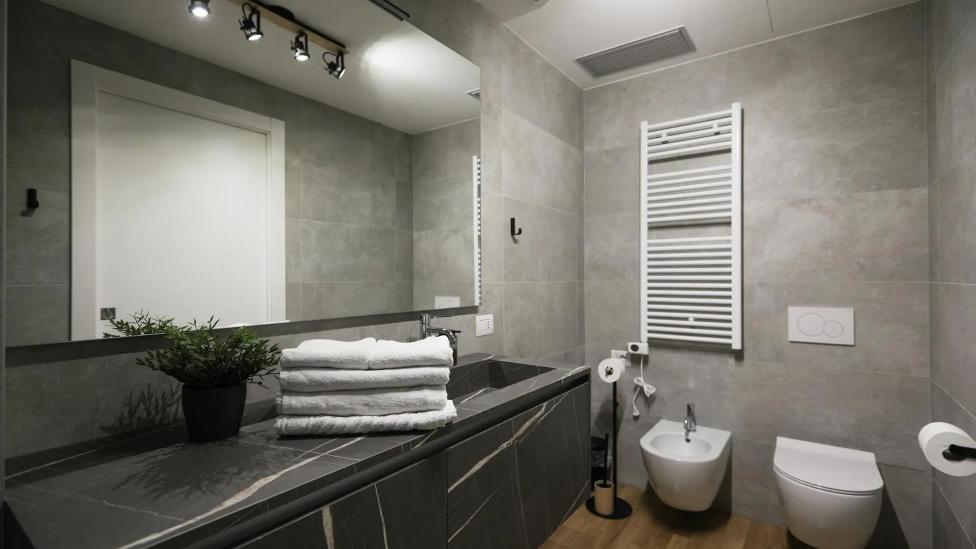 Appartamento Moderno Centro Milano, Metro Loreto Apartment